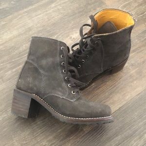 Frye booties 5.5